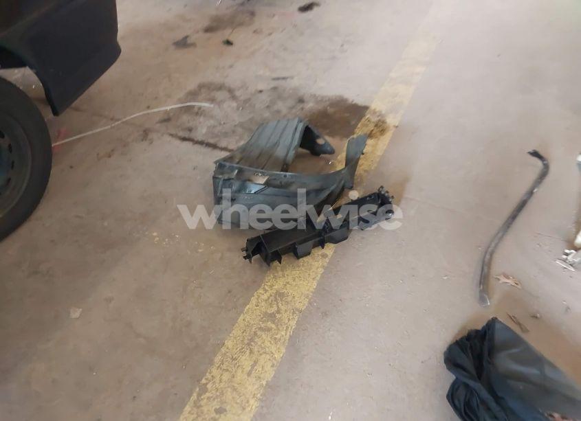 Photo 12 of 2005 Honda Civic DX VP (VIN 1HGEM22175L079900)