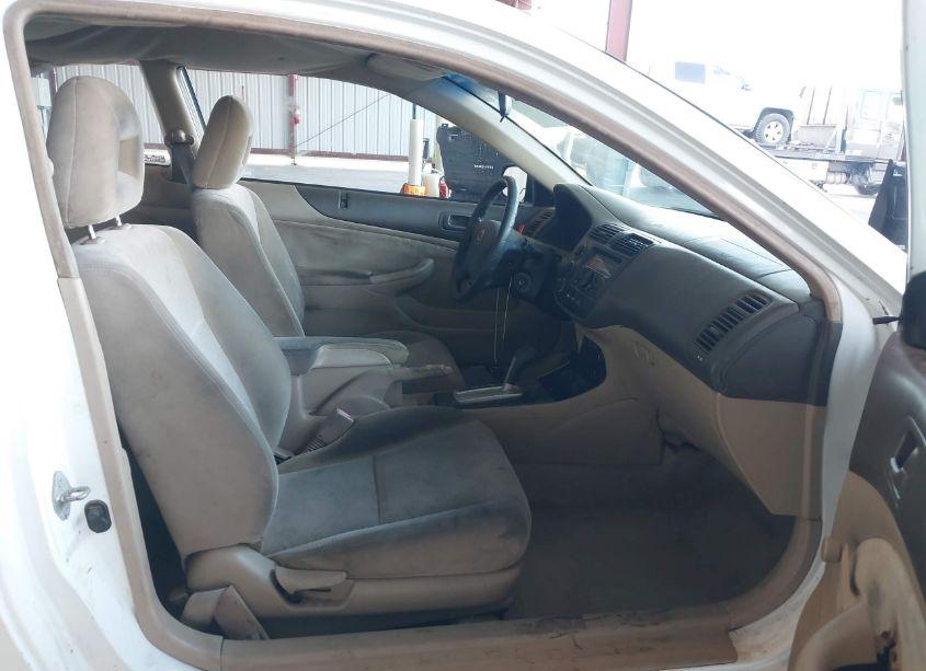 Photo 5 of 2005 Honda Civic VP (VIN 1HGEM22195L028821)