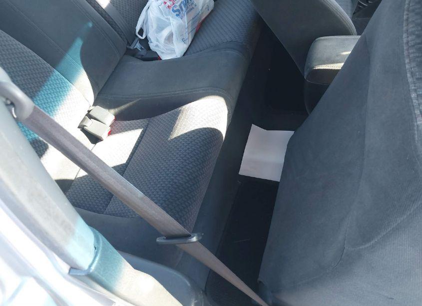 Photo 8 of 2004 Honda Civic VP (VIN 1HGEM221X4L061051)