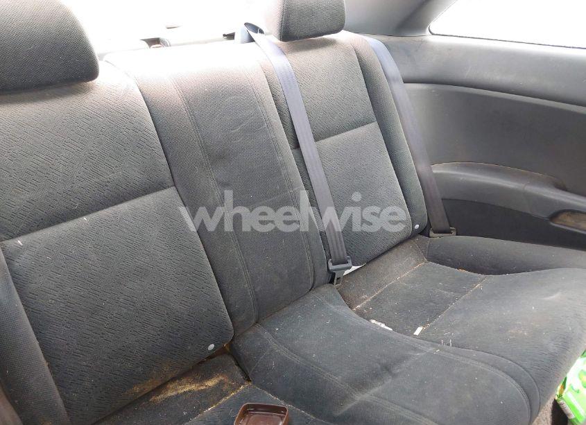 Photo 8 of 2004 Honda Civic LX (VIN 1HGEM22504L058310)