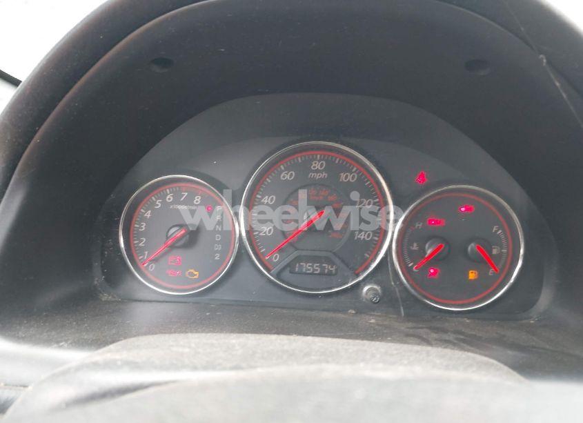 Photo 7 of 2005 Honda Civic LX (VIN 1HGEM22505L042982)