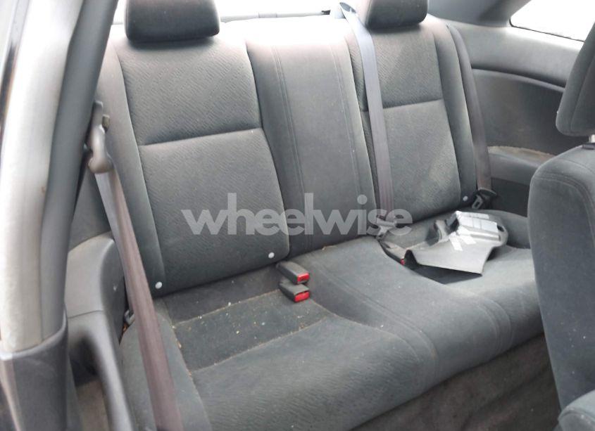 Photo 8 of 2005 Honda Civic LX (VIN 1HGEM22505L042982)