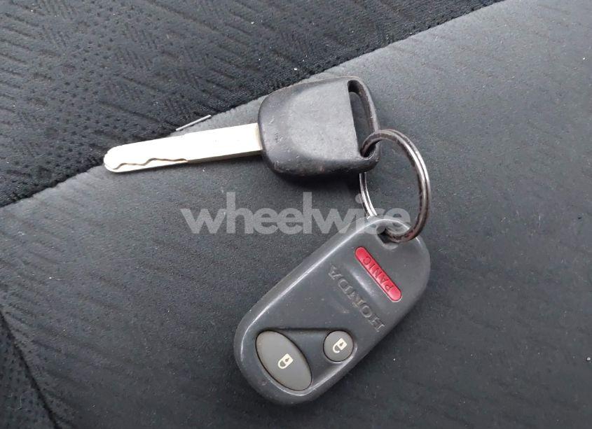 Photo 11 of 2005 Honda Civic LX (VIN 1HGEM22505L067591)