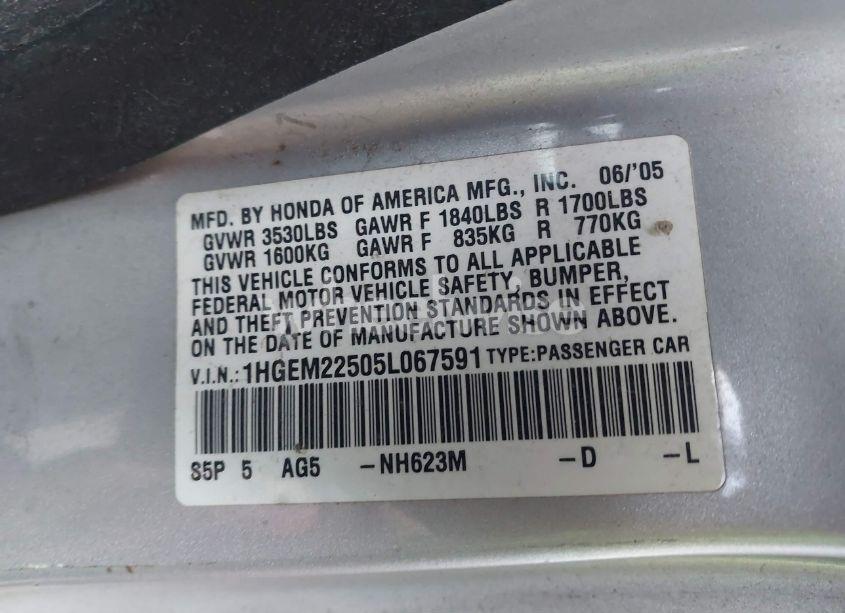 Photo 9 of 2005 Honda Civic LX (VIN 1HGEM22505L067591)