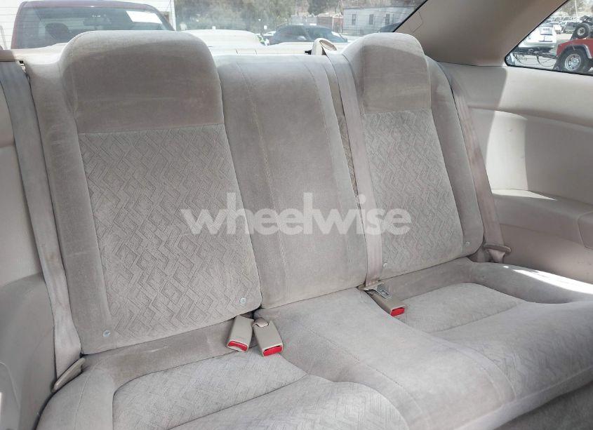 Photo 8 of 2002 Honda Civic LX (VIN 1HGEM22522L040369)