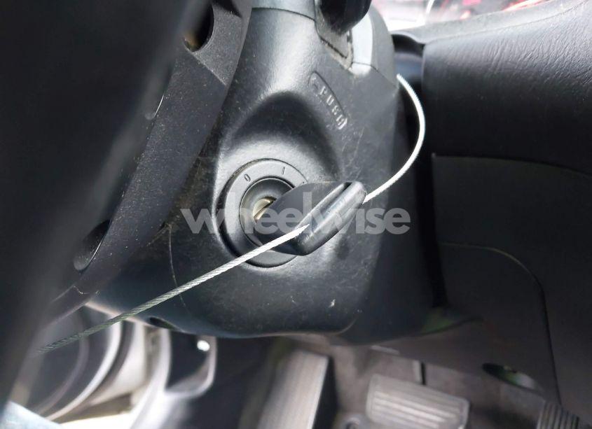 Photo 11 of 2005 Honda Civic LX (VIN 1HGEM22525L080682)