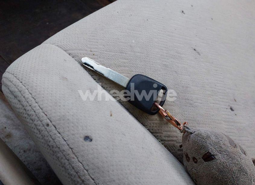 Photo 11 of 2004 Honda Civic LX (VIN 1HGEM22544L021745)