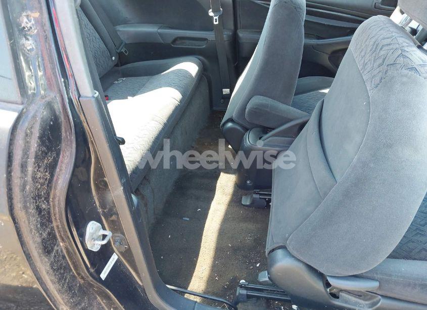 Photo 8 of 2002 Honda Civic LX (VIN 1HGEM22552L054685)