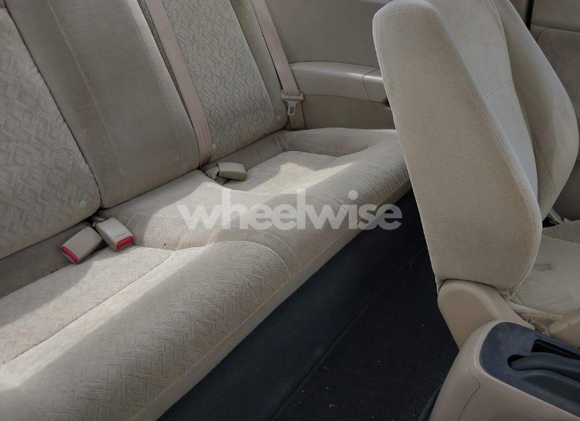 Photo 8 of 2001 Honda Civic LX (VIN 1HGEM22571L036025)