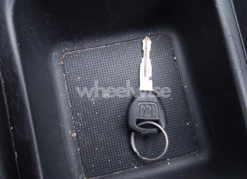 Photo 11 of 2002 Honda Civic LX (VIN 1HGEM22582L003701)