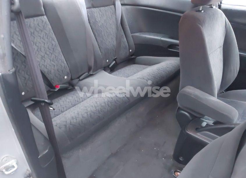 Photo 8 of 2002 Honda Civic LX (VIN 1HGEM22582L003701)