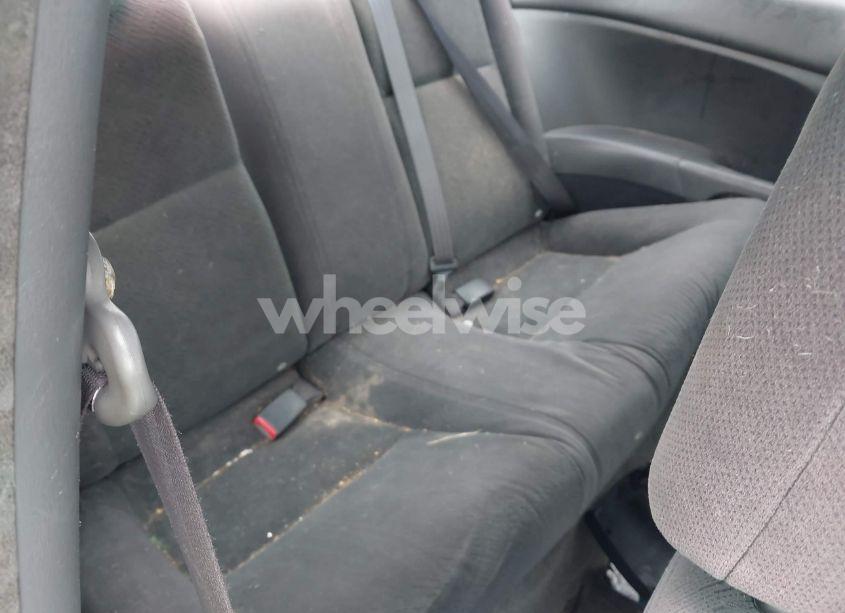 Photo 8 of 2004 Honda Civic LX (VIN 1HGEM22584L028875)