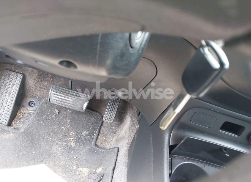 Photo 11 of 2004 Honda Civic LX (VIN 1HGEM22584L070947)