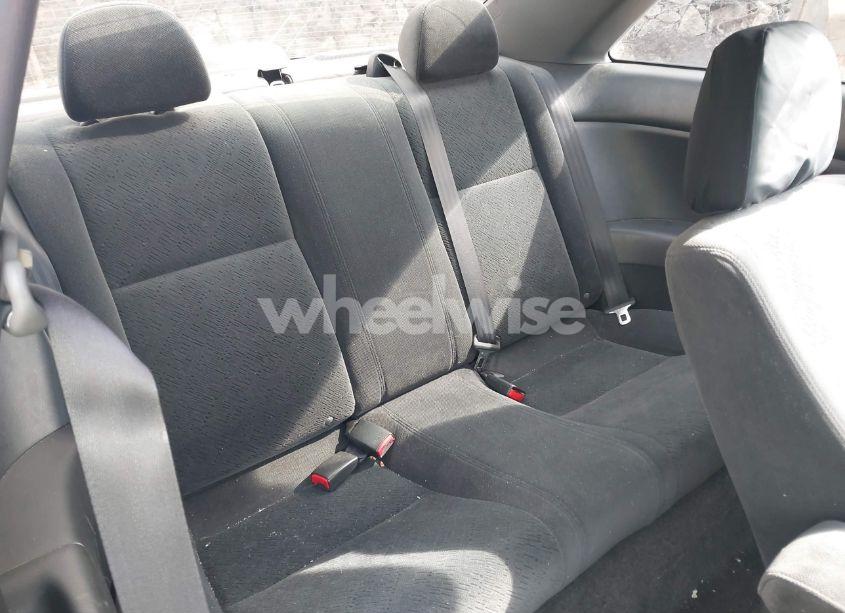 Photo 8 of 2005 Honda Civic LX (VIN 1HGEM22605L053618)