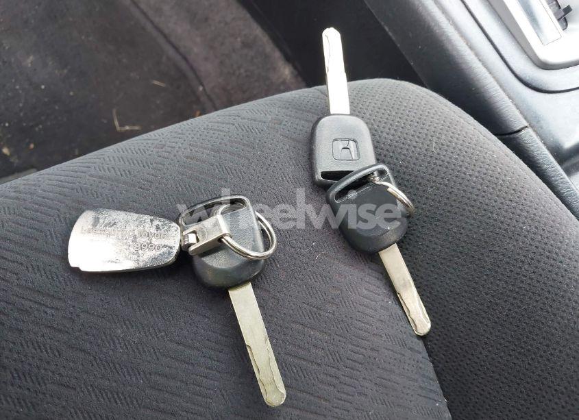 Photo 11 of 2003 Honda Civic LX (VIN 1HGEM22633L047793)