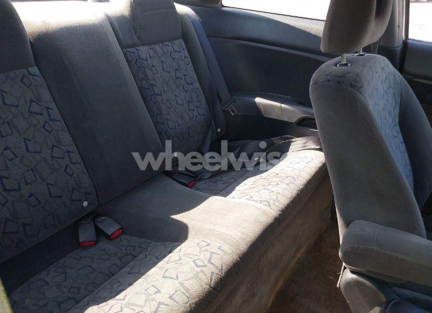 Photo 8 of 2002 Honda Civic EX (VIN 1HGEM22902L101849)