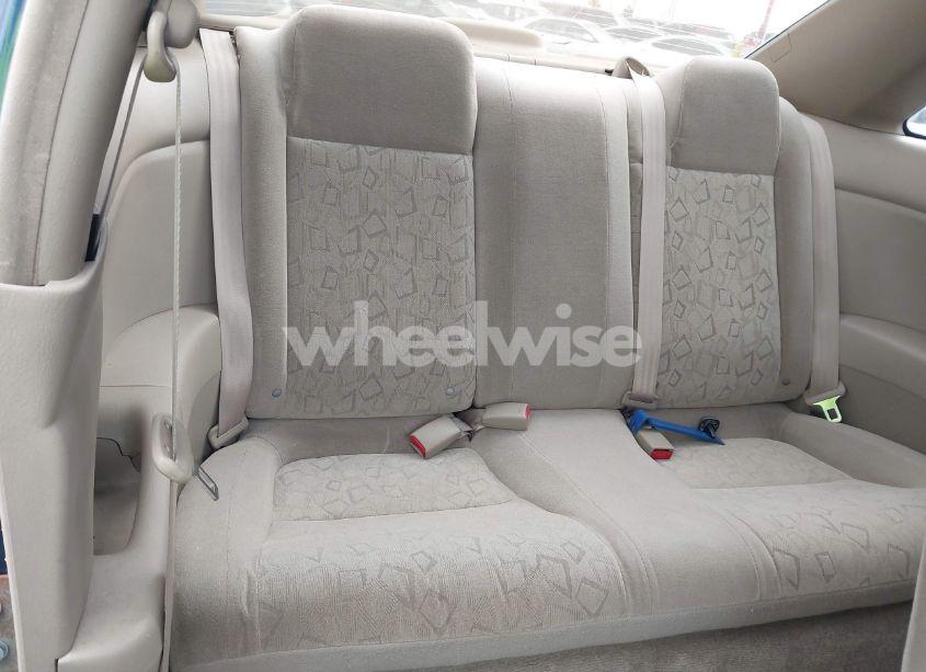 Photo 8 of 2002 Honda Civic EX (VIN 1HGEM22912L022738)