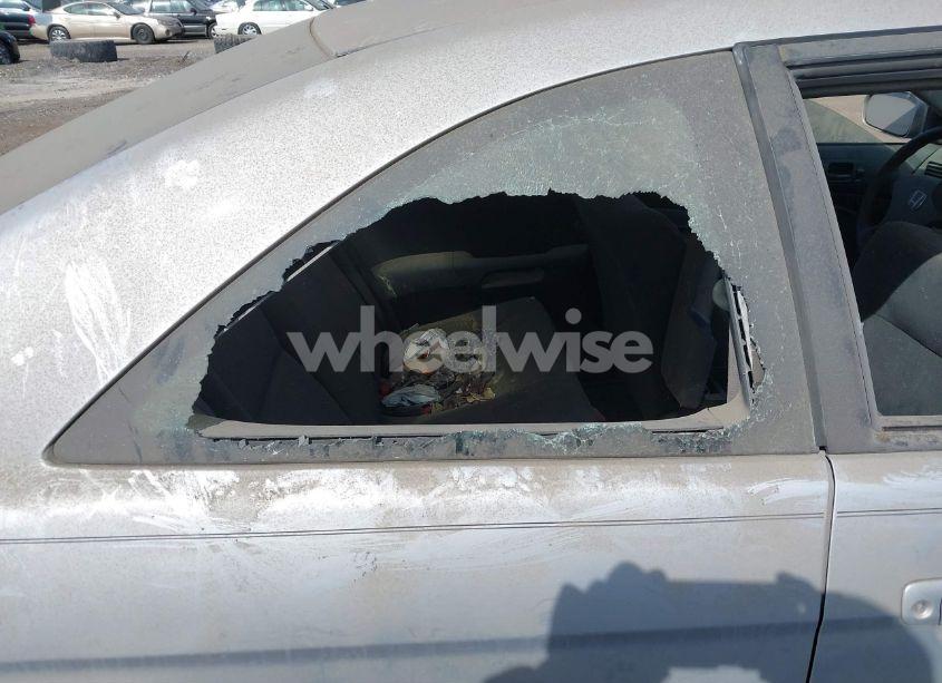 Photo 13 of 2004 Honda Civic EX (VIN 1HGEM22944L056174)