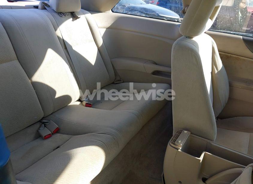 Photo 8 of 2004 Honda Civic EX (VIN 1HGEM22974L023587)