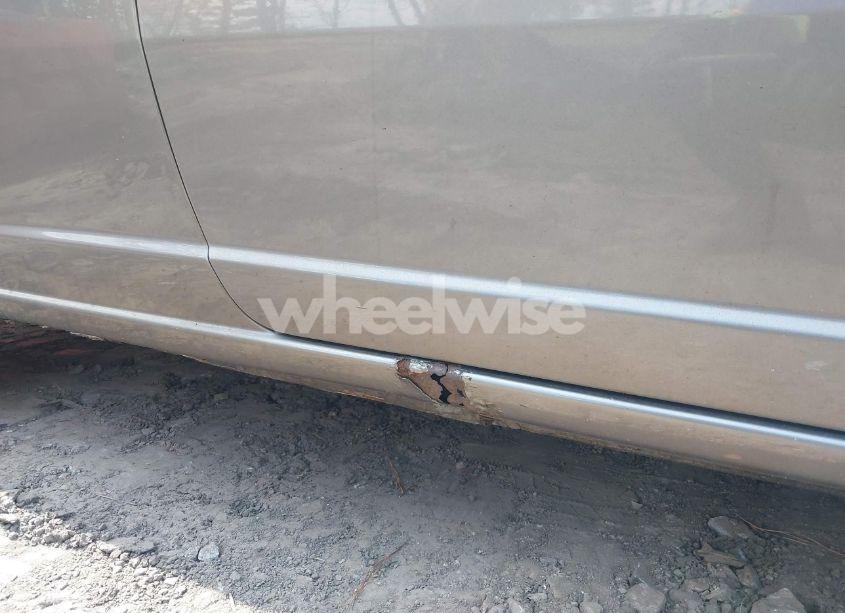 Photo 14 of 2004 Honda Civic EX (VIN 1HGEM22984L053729)