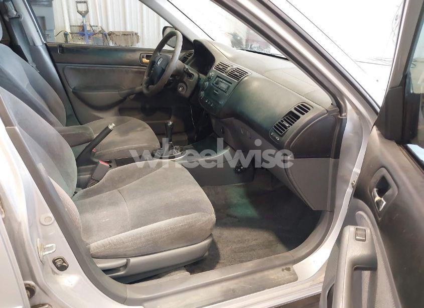 Photo 5 of 2002 Honda Civic LX (VIN 1HGES15532L060349)