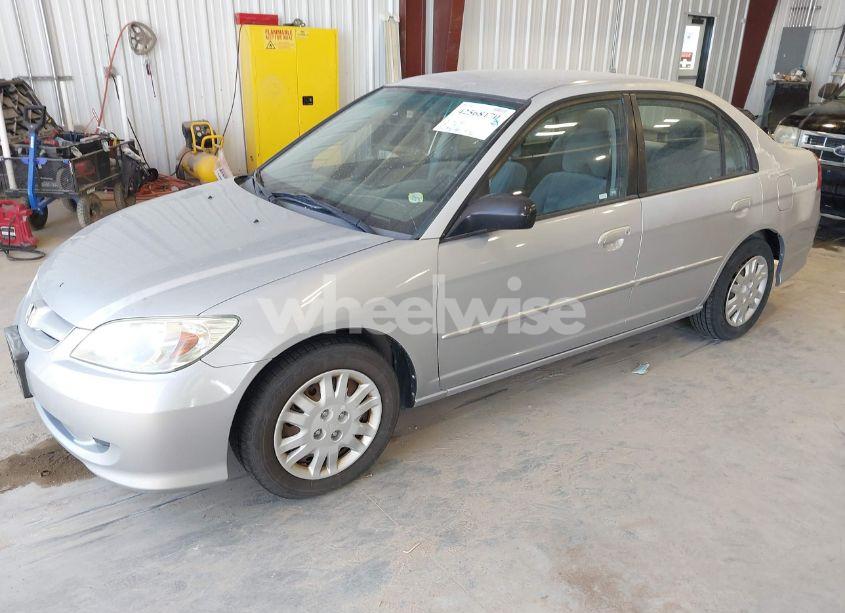 Photo 2 of 2005 Honda Civic LX (VIN 1HGES155X5L024534)