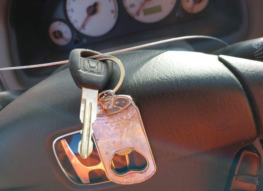 Photo 11 of 2002 Honda Civic LX (VIN 1HGES15622L038965)