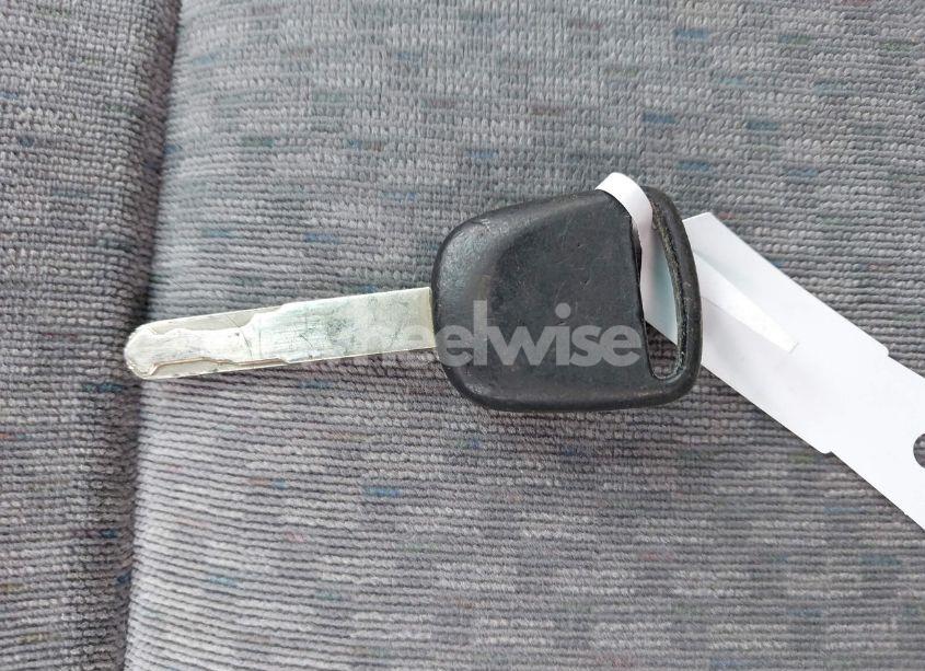 Photo 11 of 2005 Honda Civic VP (VIN 1HGES16305L010655)