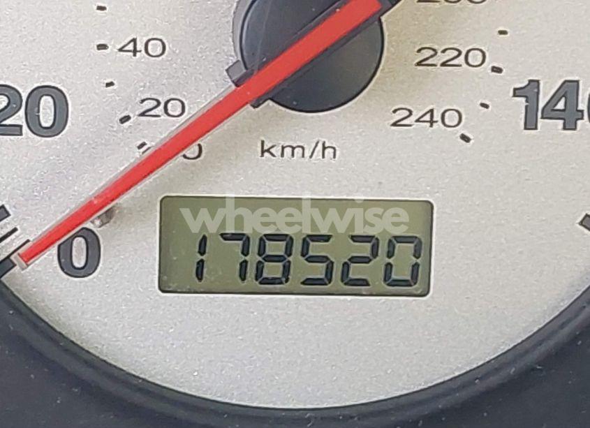 Photo 16 of 2002 Honda Civic LX (VIN 1HGES16502L024682)