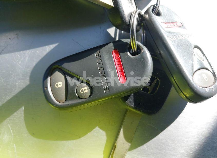 Photo 11 of 2004 Honda Civic LX (VIN 1HGES16514L001401)