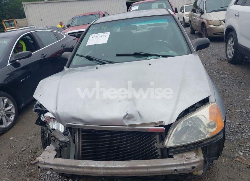 Photo 13 of 2001 Honda Civic LX (VIN 1HGES16521L010975)