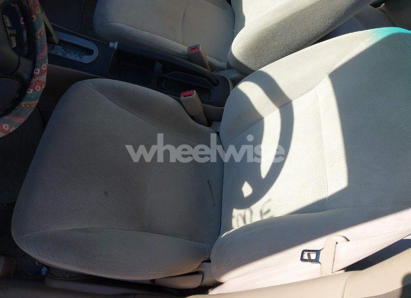 Photo 16 of 2002 Honda Civic LX (VIN 1HGES16542L034986)