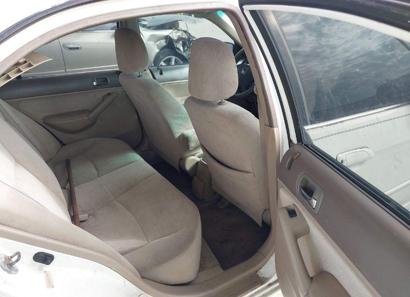 Photo 8 of 2003 Honda Civic LX (VIN 1HGES16553L000136)