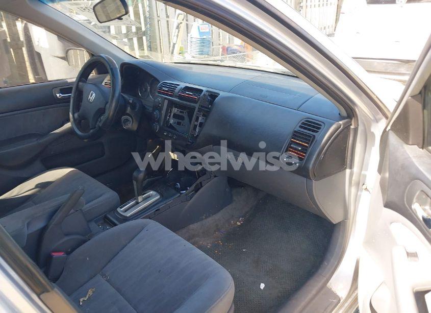 Photo 5 of 2005 Honda Civic LX (VIN 1HGES16555L027940)