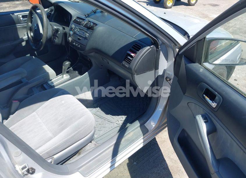 Photo 5 of 2005 Honda Civic LX (VIN 1HGES16555L030773)