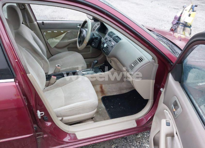 Photo 5 of 2002 Honda Civic LX (VIN 1HGES16582L078702)