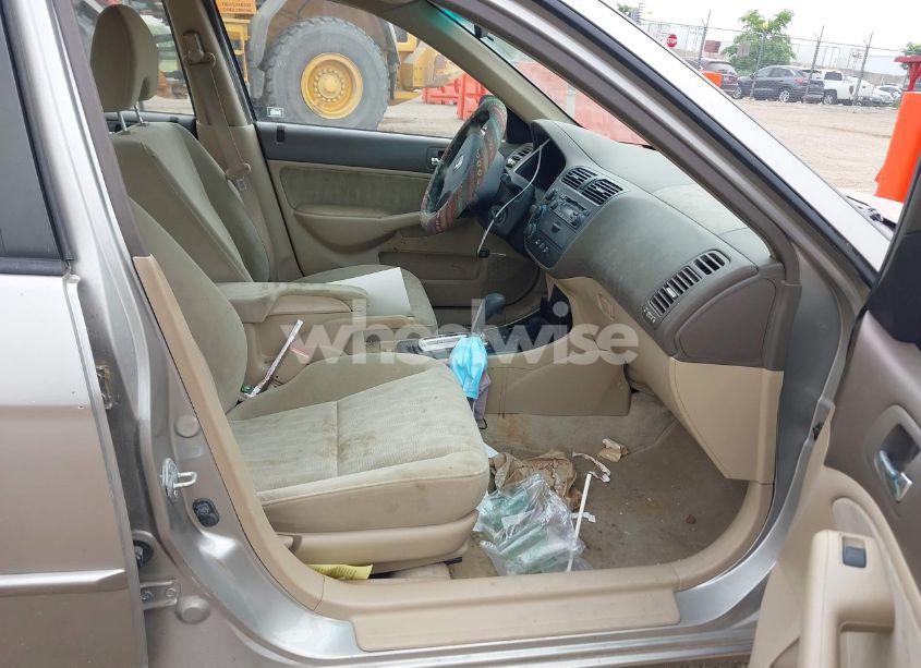 Photo 5 of 2003 Honda Civic LX (VIN 1HGES16583L030280)