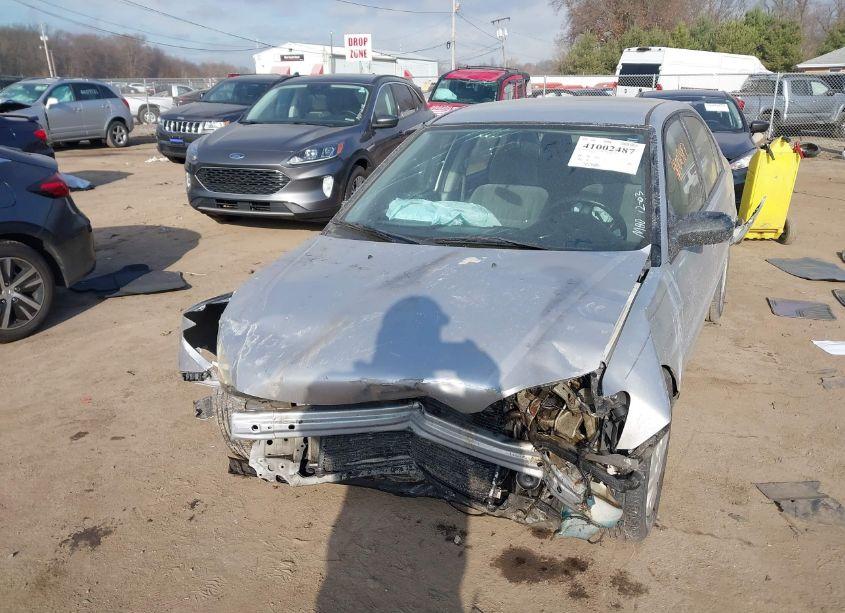Photo 2 of 2005 Honda Civic LX (VIN 1HGES16585L020383)