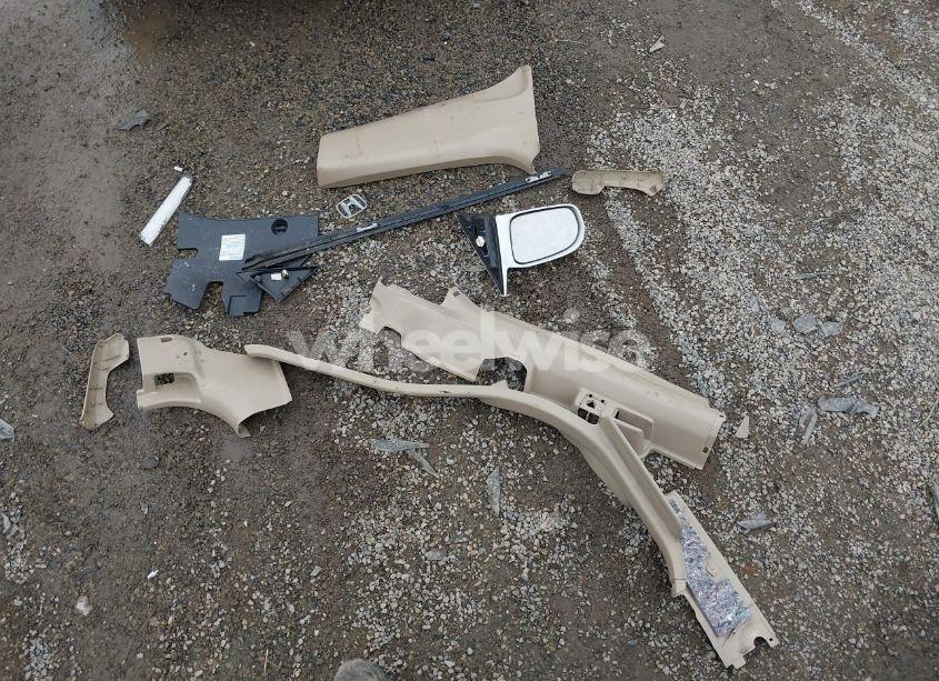 Photo 12 of 2003 Honda Civic LX (VIN 1HGES16593L036119)