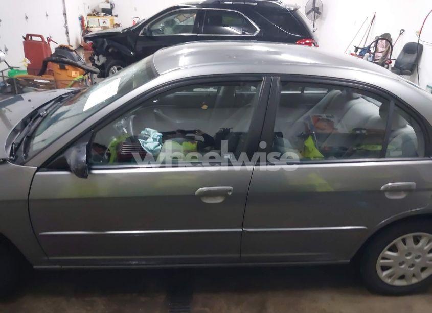 Photo 15 of 2005 Honda Civic LX (VIN 1HGES16595L023342)