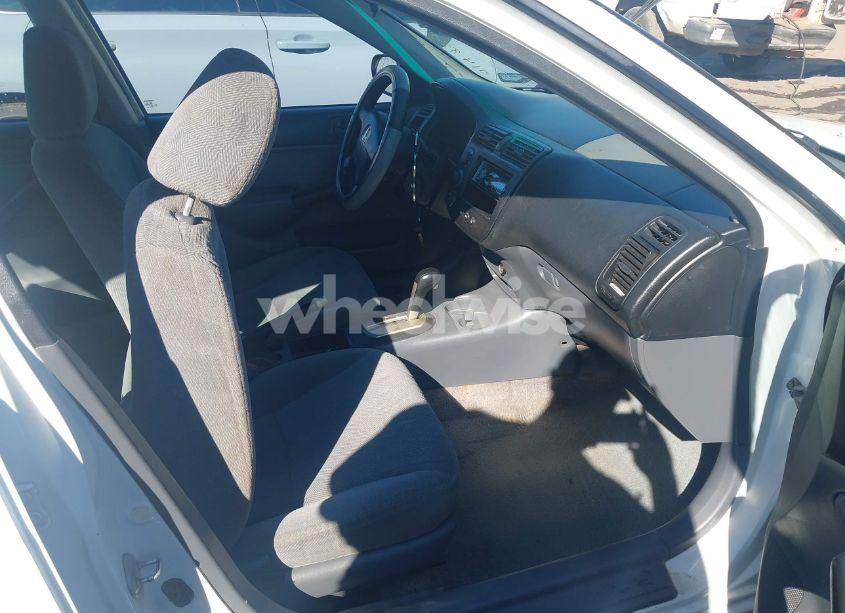 Photo 5 of 2001 Honda Civic LX (VIN 1HGES165X1L014823)