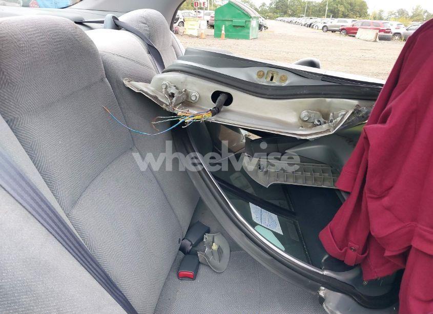 Photo 8 of 2001 Honda Civic EX (VIN 1HGES26701L051886)