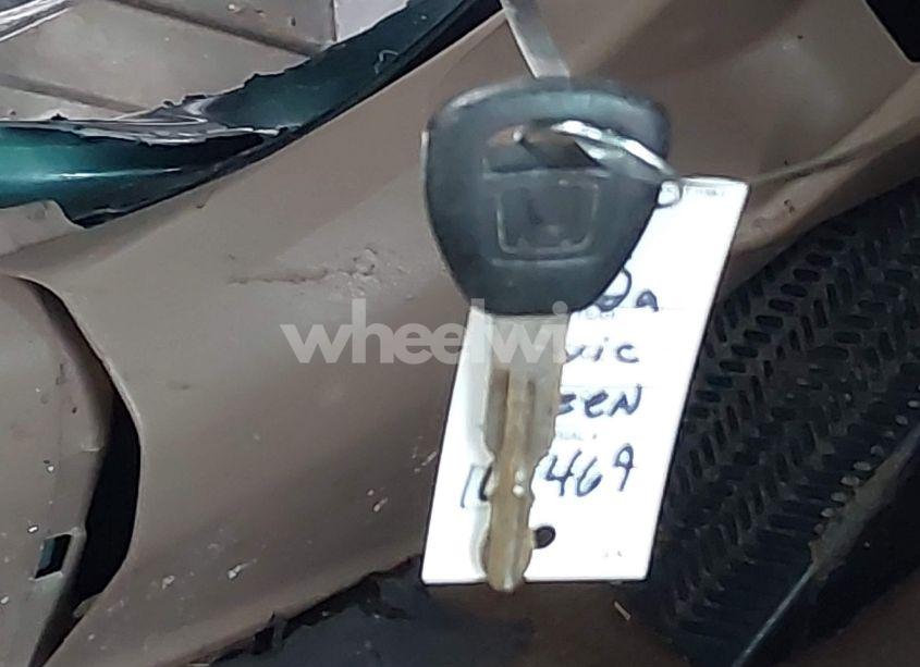 Photo 11 of 2002 Honda Civic EX (VIN 1HGES26732L008287)