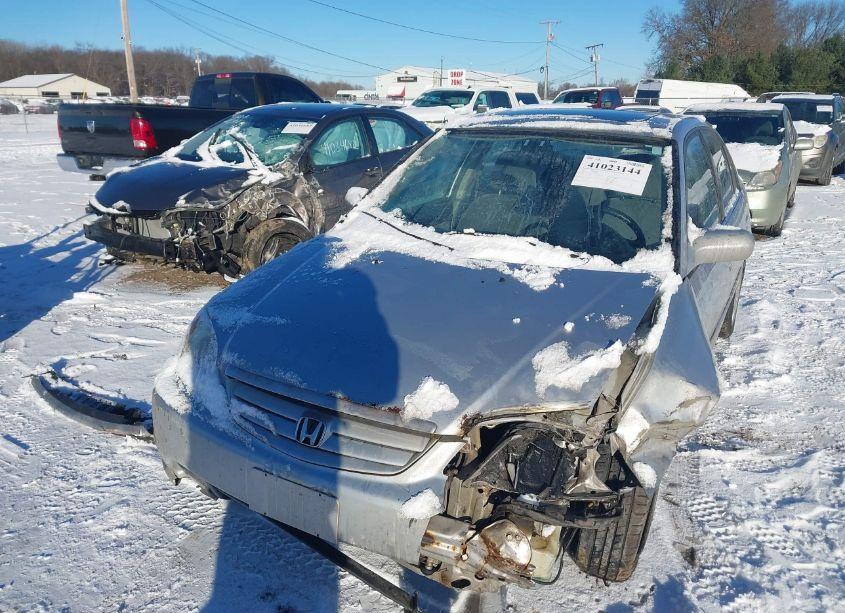 Photo 2 of 2002 Honda Civic EX (VIN 1HGES26742L010775)