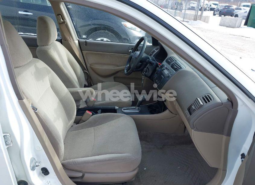 Photo 5 of 2002 Honda Civic EX (VIN 1HGES26772L011497)