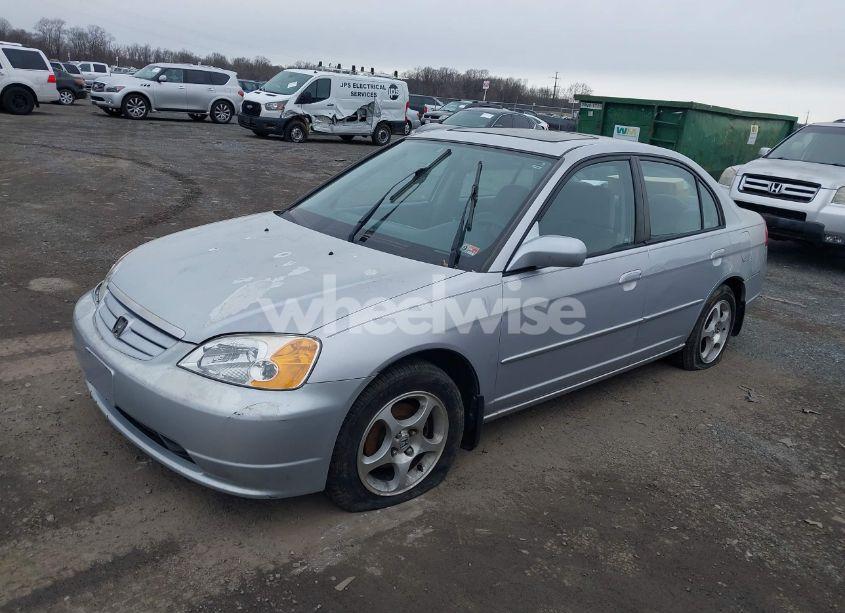 Photo 2 of 2002 Honda Civic EX (VIN 1HGES268X2L048181)