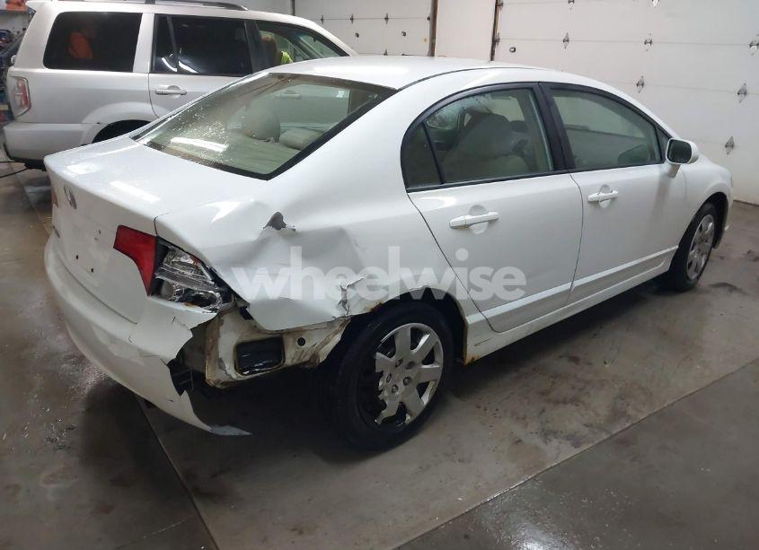 Photo 4 of 2007 Honda Civic LX (VIN 1HGFA15507L126788)