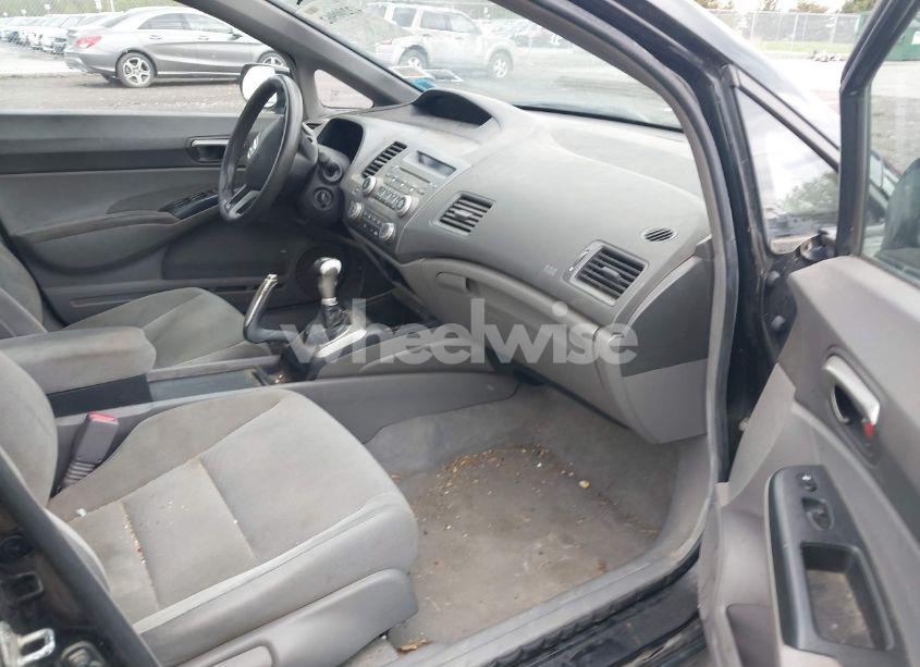 Photo 5 of 2007 Honda Civic LX (VIN 1HGFA15507L143445)