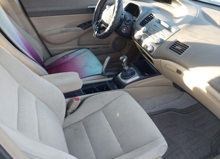 Photo 5 of 2006 Honda Civic LX (VIN 1HGFA15516L043613)