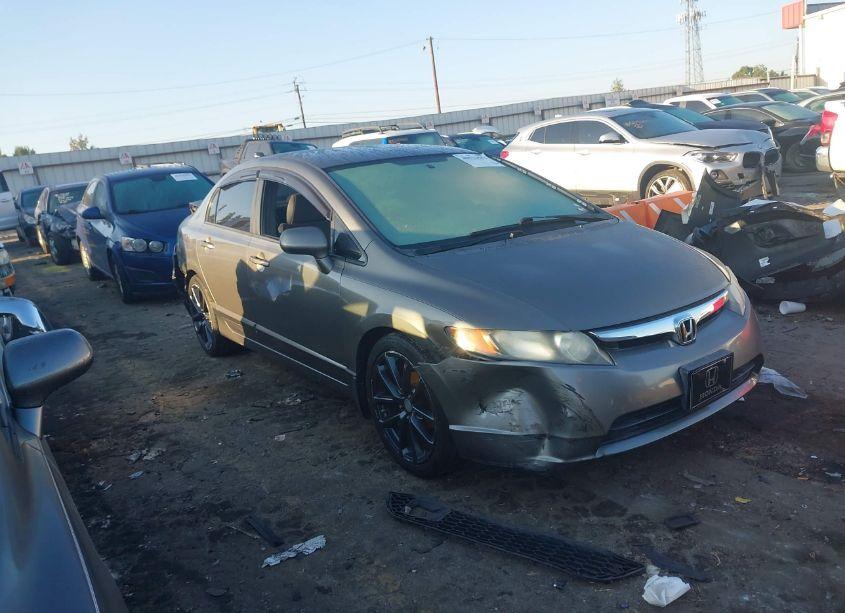 2008 Honda Civic LX (VIN 1HGFA15518L040018) main photo